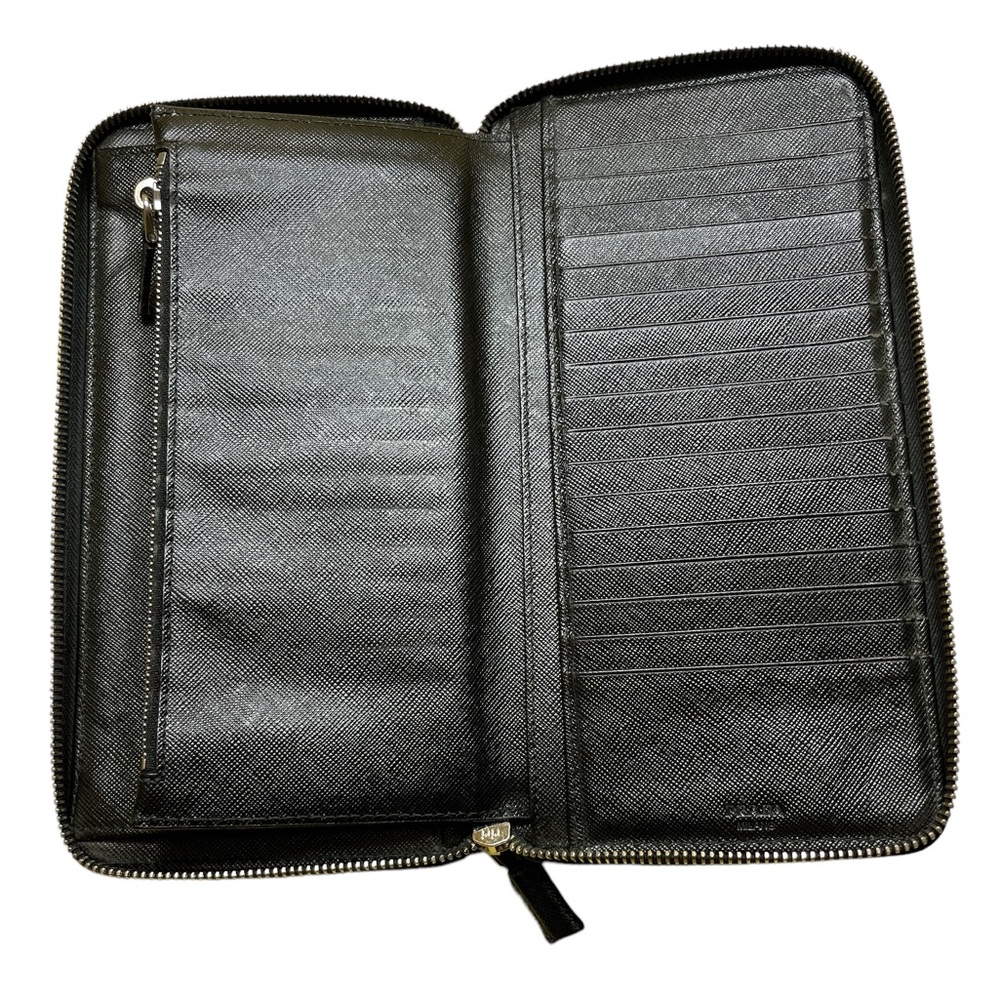 UNISEX Prada Black Saffiano Leather Travel/Organizer Zip Wallet/Chain 2M1220 EUC